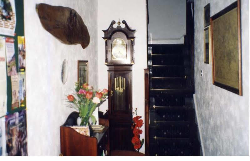Hôtel Abbot'S Haye à Cheadle  Extérieur photo
